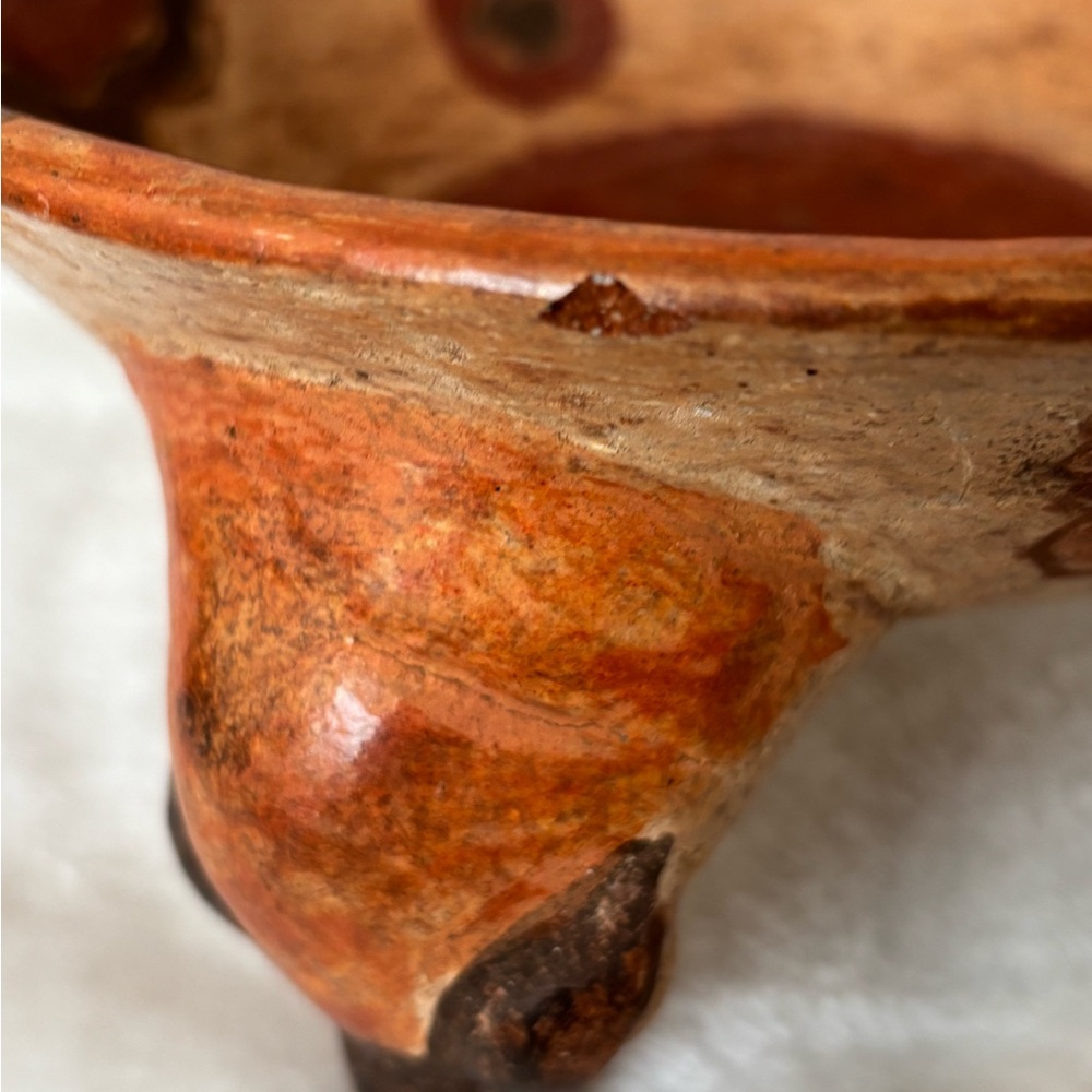 Handcrafted Guatemalan Ceramic Bowl - Picture 6 of 7